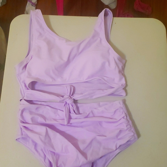 Bathing suit - Picture 1 of 1